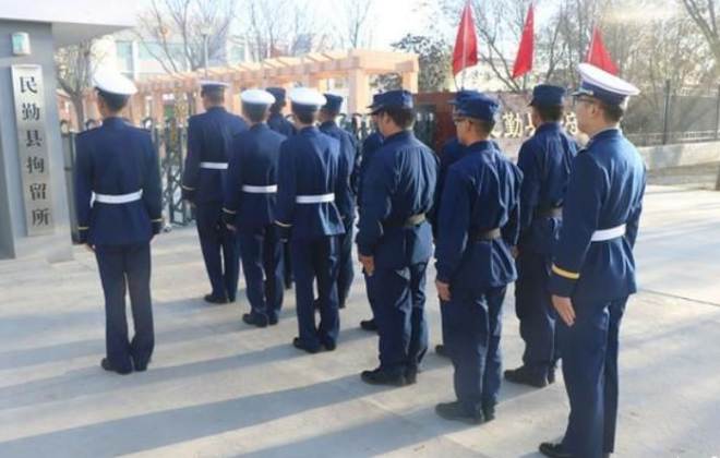 消防救援大隊組織指戰員開(kāi)展警示教育活動(dòng)